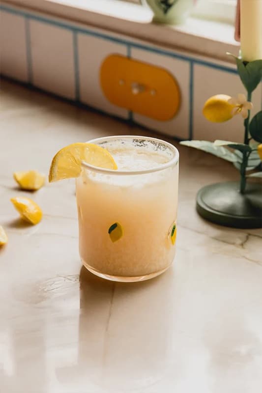 Lemon soda pop